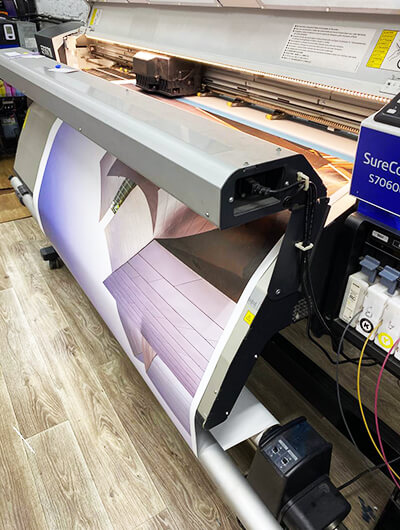 друк афіш широкоформатним друком