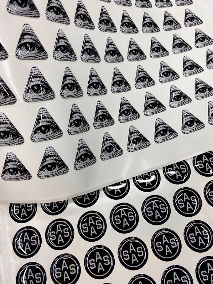 3д наклейки под заказ печать