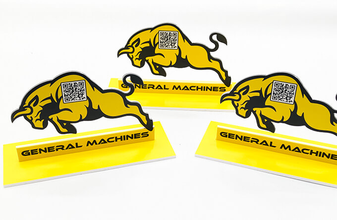 ​​​​пластикові таблички під замовлення