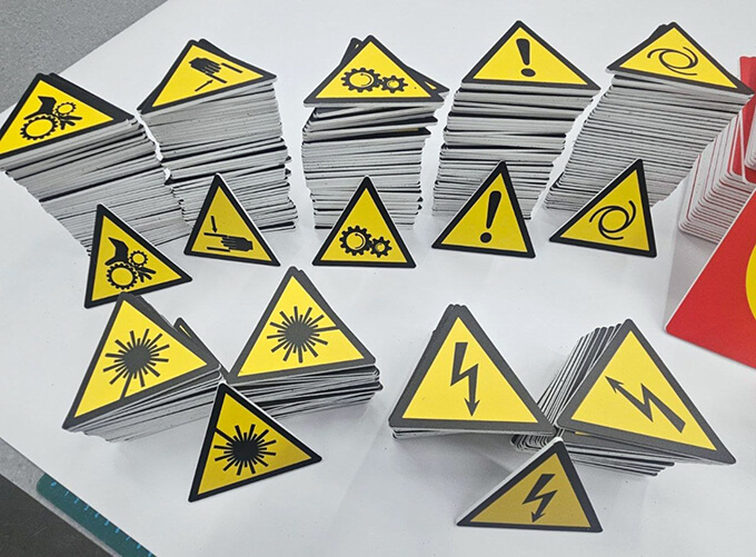 таблички на замовлення