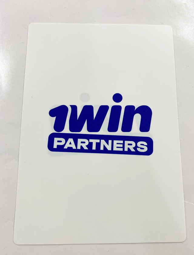 пластикові таблички друк